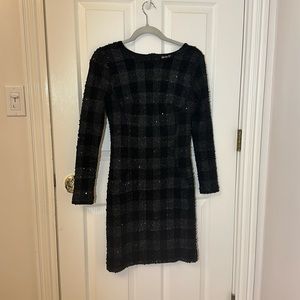 👗Alexia Klein LONG SLEEVE DRESS WITH SPARKLES AND BLACK CHECKEREDPATTERN👗